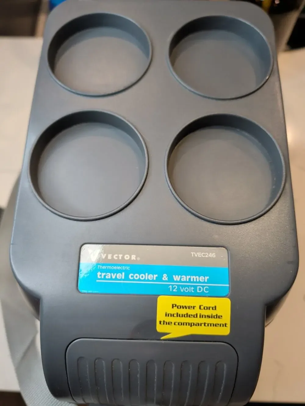 Vector TVEC246 7L Thermoelectric 12V Travel Cooler Warmer w/ Cord